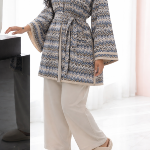 روب ميسوني النفاس يشمل روب + بنطلون بيج لونه ثابت البنطلون متوفر بعده خيارات بينك وأزرق لاختيار اللون يرجي كتابه بالملاحظات📍 