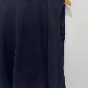 داخليه سوداء فقط  توب اسود وبنطلون